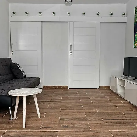 Vanessa Puerto Del Carmen